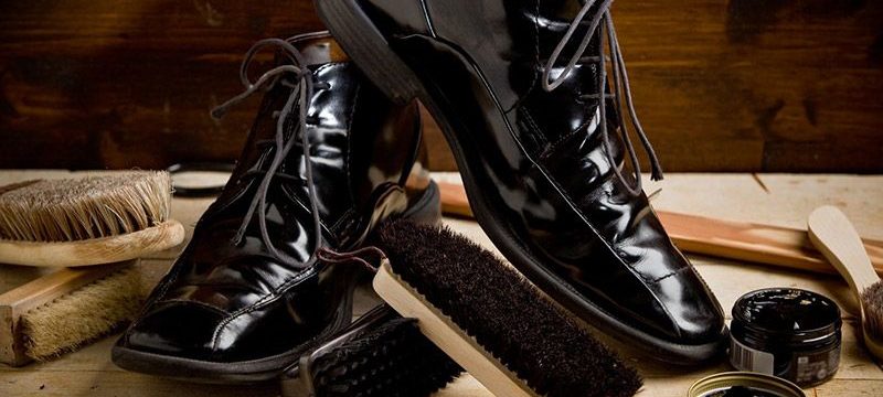 Секреты правильного ухода за лакированной обувью