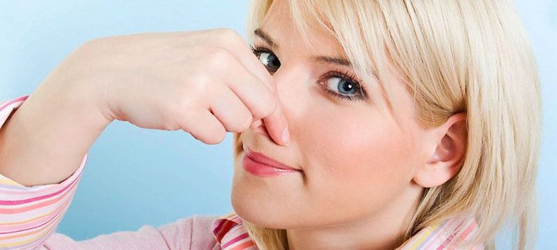 Как избавиться от неприятного запаха сырости в квартире