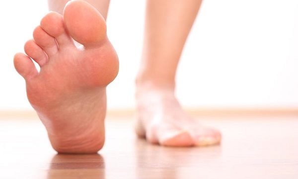 Как избавиться от запаха ног в домашних условиях быстро и эффективно