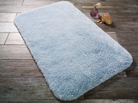 Как стирать вспененный коврик для ванной