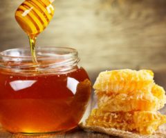 Как проверить мёд натуральный или нет в домашних условиях: простые способы