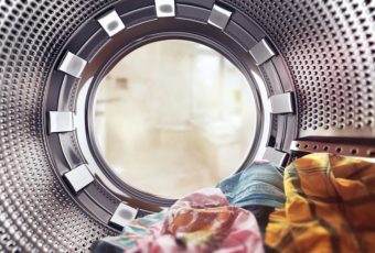 Как устранить запах солярки на одежде в домашних условиях: лучшие методы