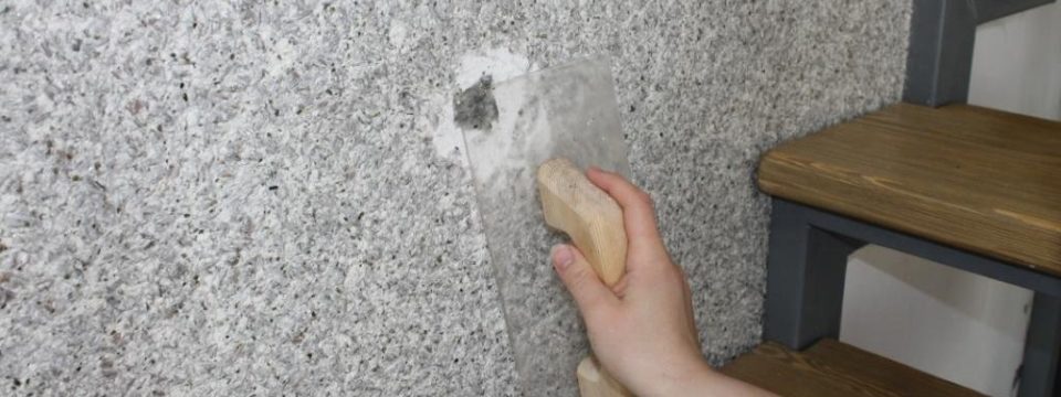 Как снять жидкие обои со стены: особенности удаления, пошаговая инструкция