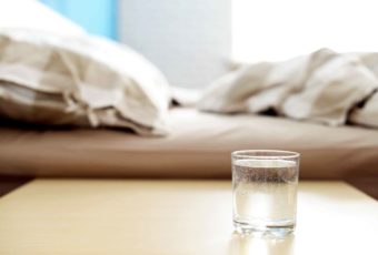 Можно ли пить воду перед сном