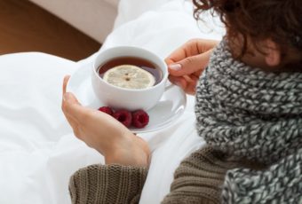 14 лайфхаков, которые могут помочь при простуде и гриппе
