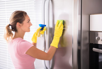 7 вещей, которые нужно мыть и стирать ежедневно, чтобы в квартире не размножались бактерии