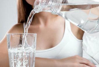 8 последствий для организма, если пить мало воды